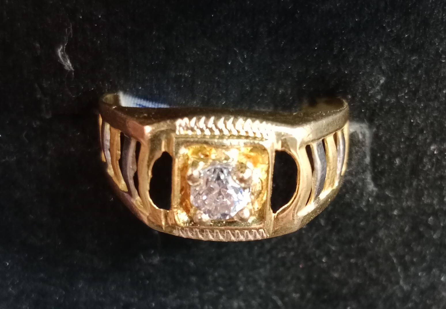 Ladies Ring